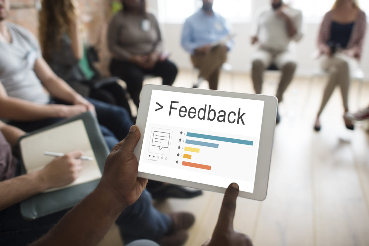 5 modi per utilizzare il marketing digitale per ottenere il feedback dei clienti della vostra azienda