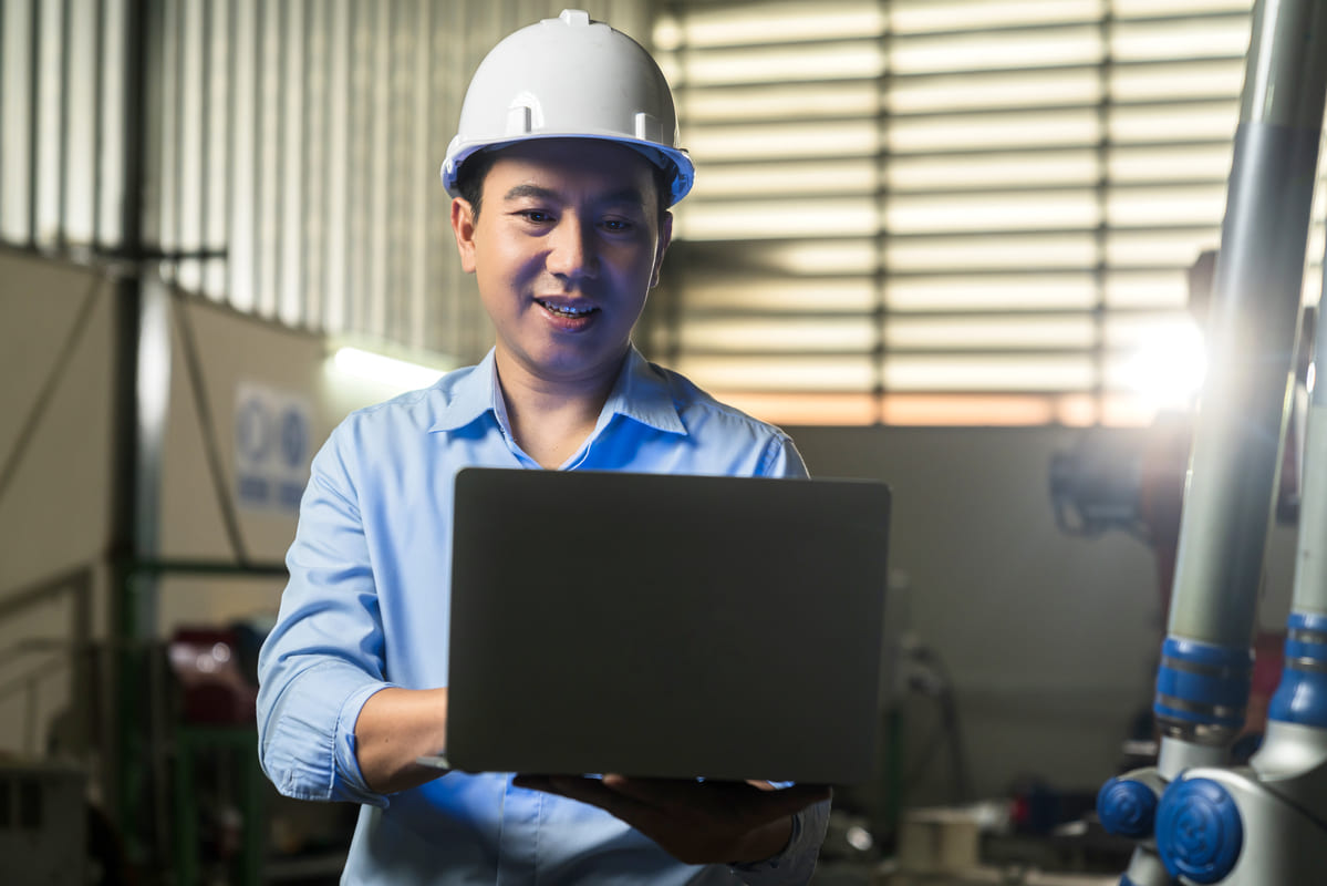 Come Assumere un Consulente di Marketing Digitale per l'Industria