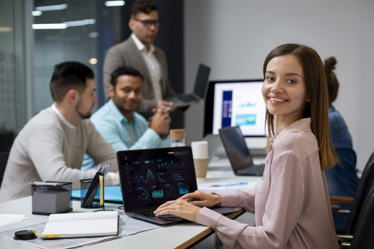 Come Assumere un Consulente di Marketing Digitale per le Aziende Tecnologiche