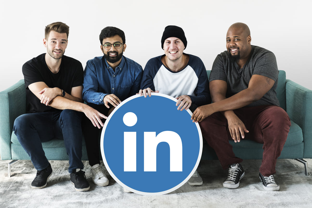 Come utilizzare LinkedIn per creare connessioni professionali per l'azienda