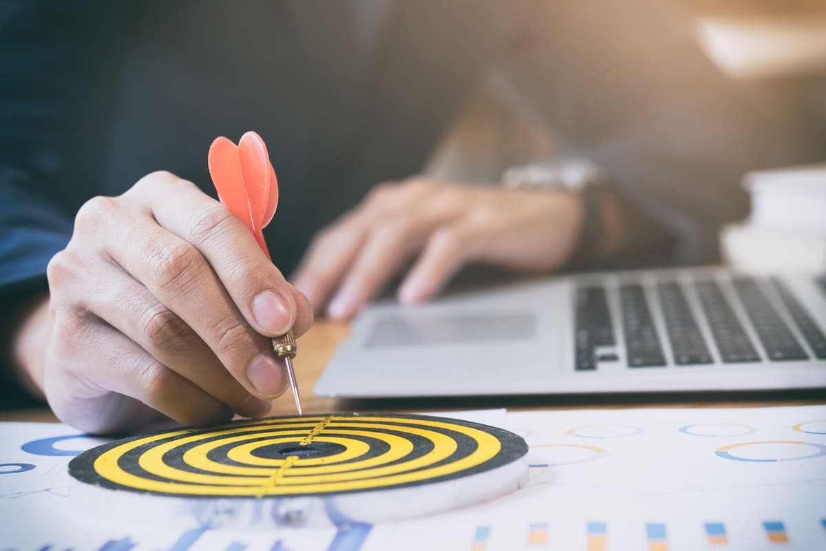 Le Vantaggi della Creazione di una Strategia di Marketing di Nicchia per l'Industria di Equipaggiamenti Industriali